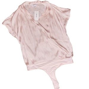 •CLOSET CANDY BOUTIQUE•NWT cbrand blouse bodysuit in blush size small
